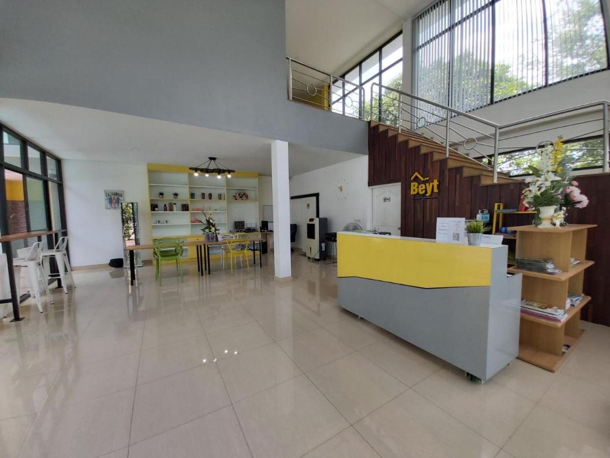 Bed In Beyt Boutique Hotel Nonthaburi Luaran gambar