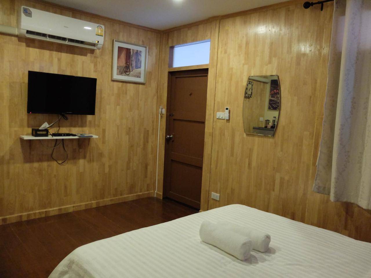 Bed In Beyt Boutique Hotel Nonthaburi Luaran gambar