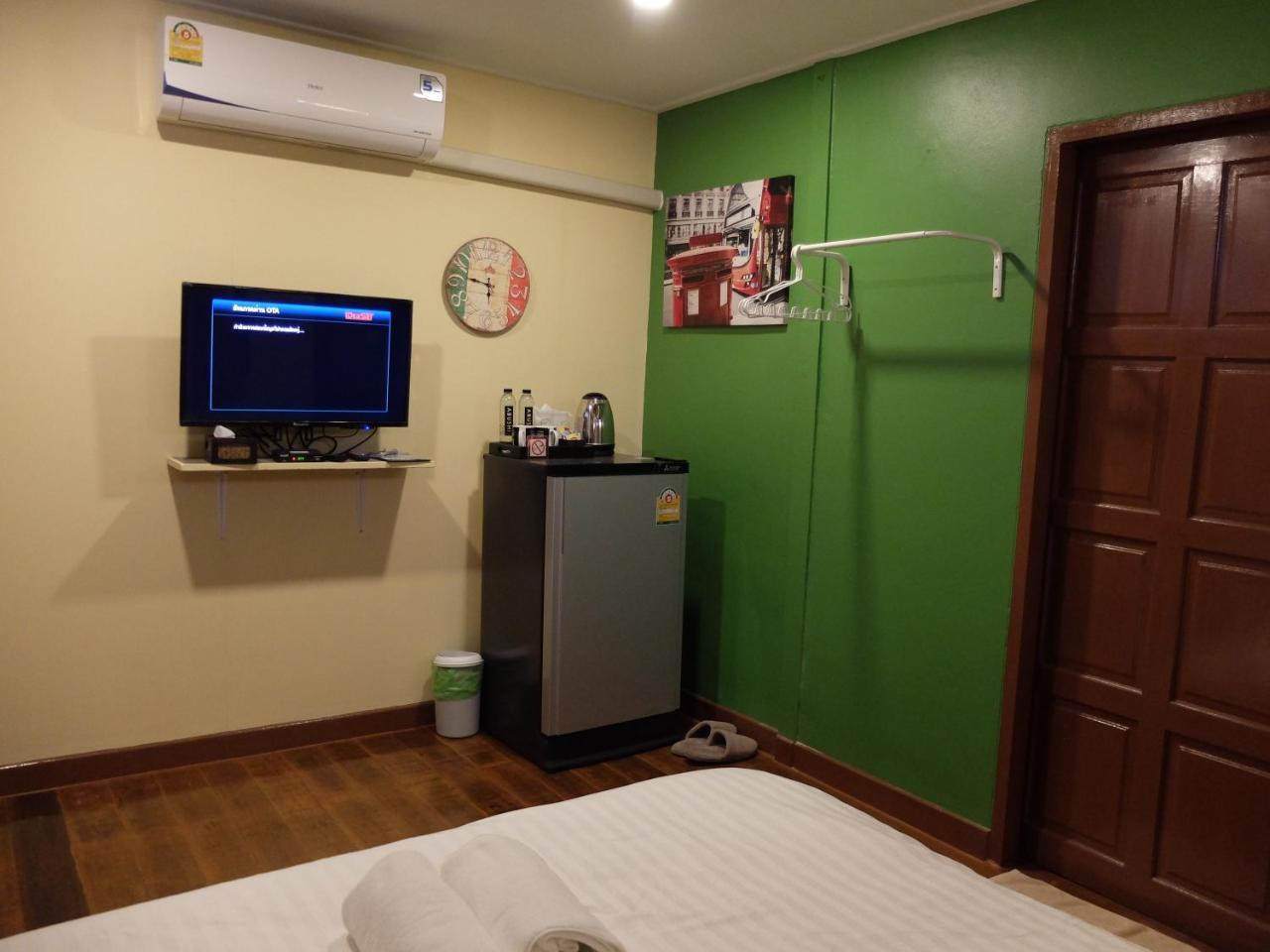 Bed In Beyt Boutique Hotel Nonthaburi Luaran gambar