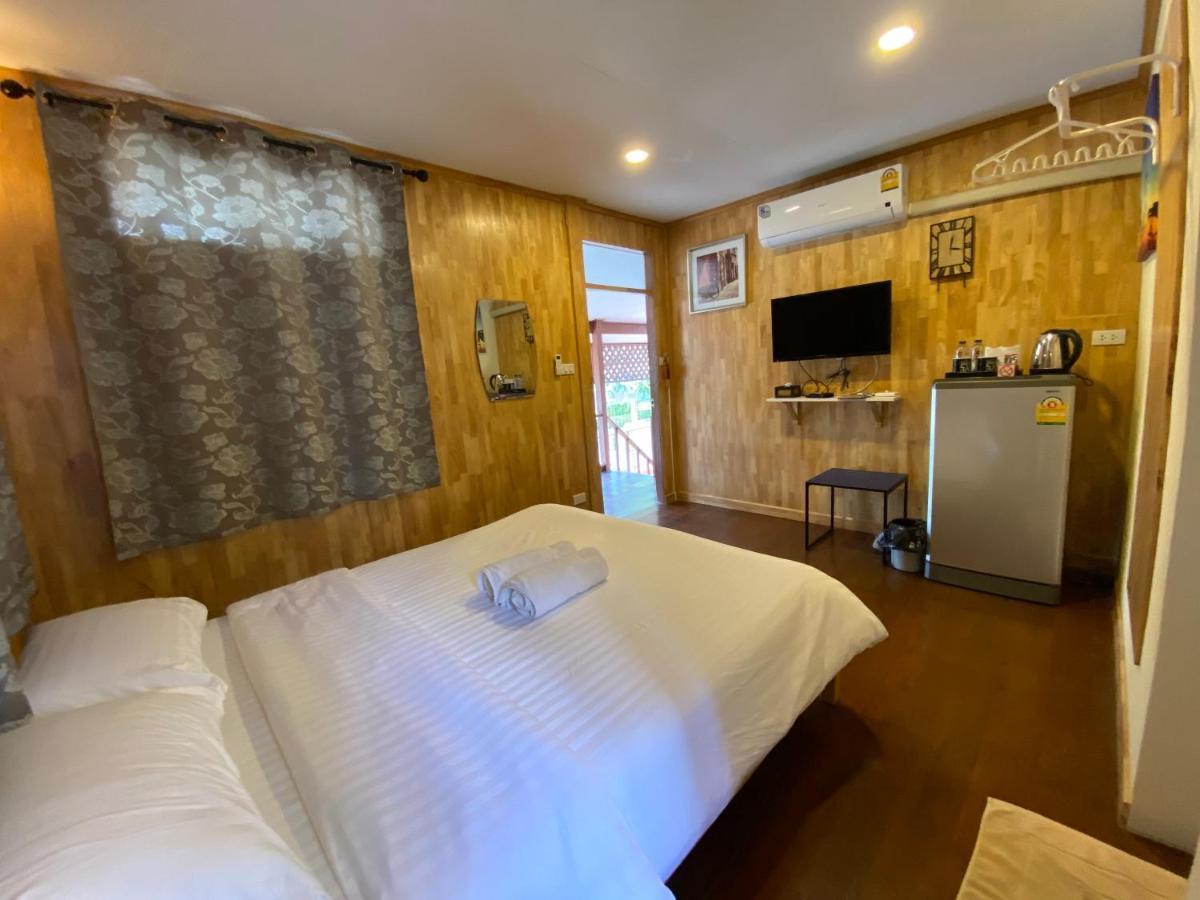 Bed In Beyt Boutique Hotel Nonthaburi Luaran gambar
