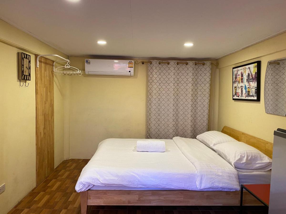 Bed In Beyt Boutique Hotel Nonthaburi Luaran gambar