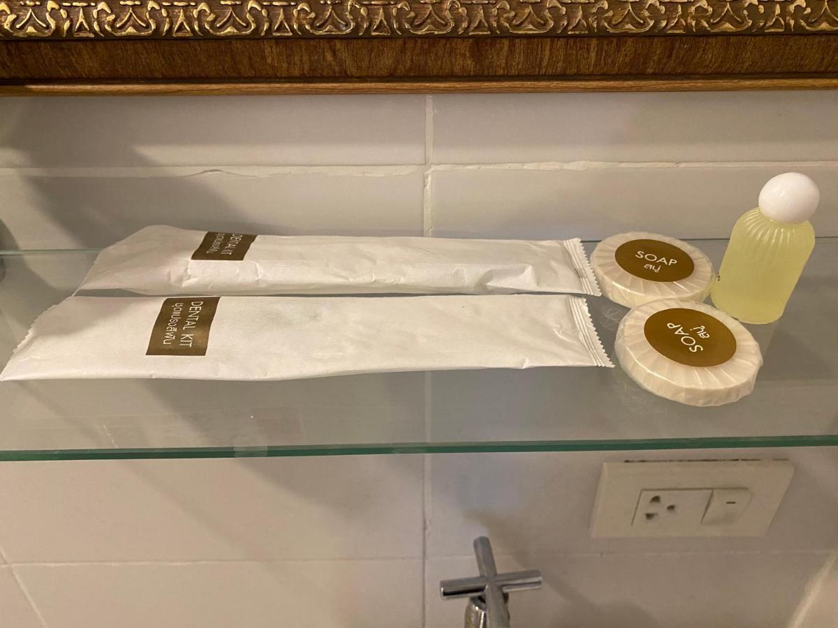 Bed In Beyt Boutique Hotel Nonthaburi Luaran gambar