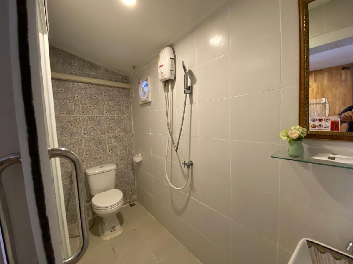 Bed In Beyt Boutique Hotel Nonthaburi Luaran gambar